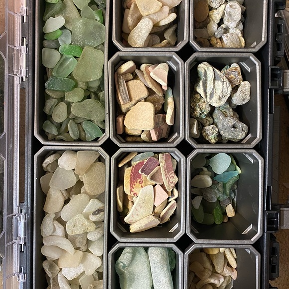 Massive Seaglass Collection For Jewelry - Picture 8 of 11